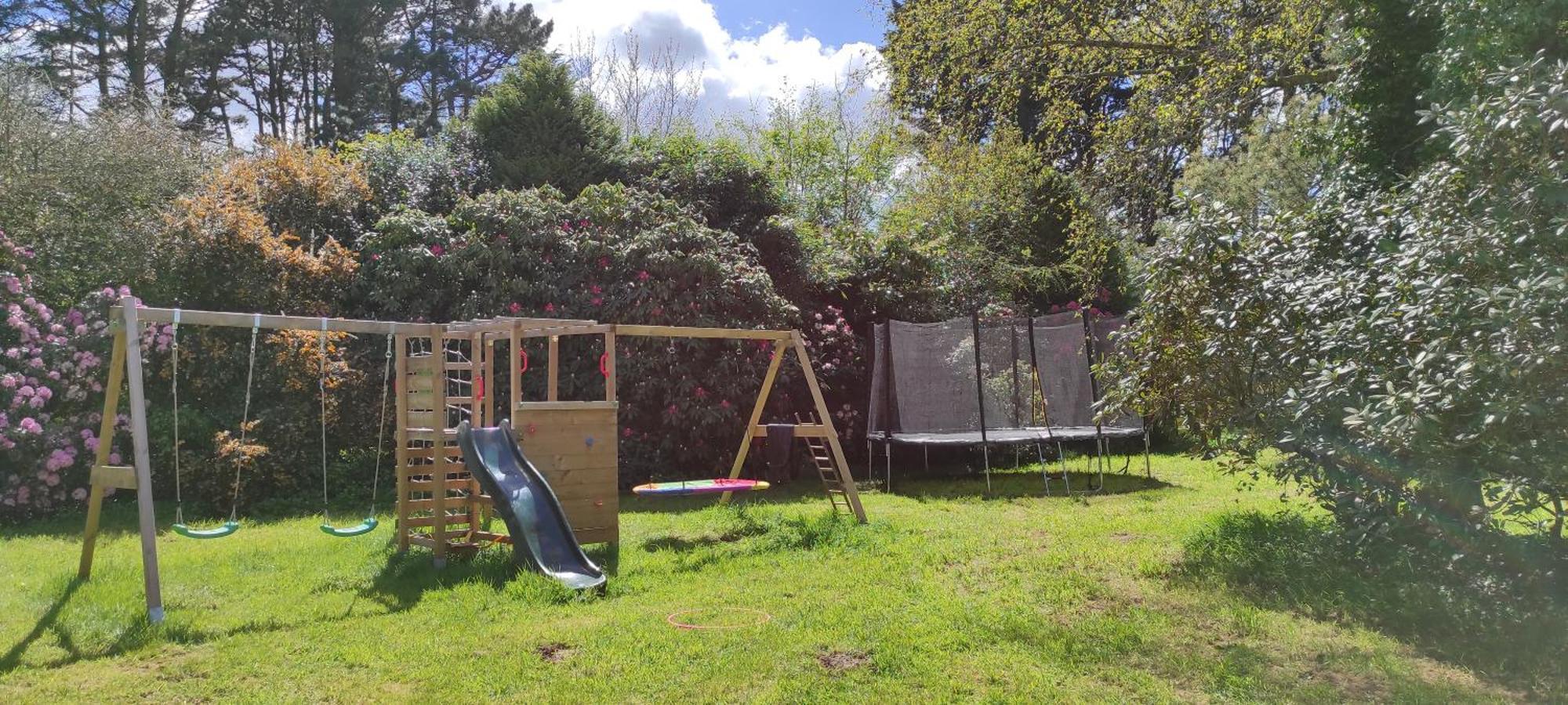 Les Pampas Les Jardins De Kerellec 20min De La 2 A 4 Personnes Jacuzzi Et Terrasse Holiday home